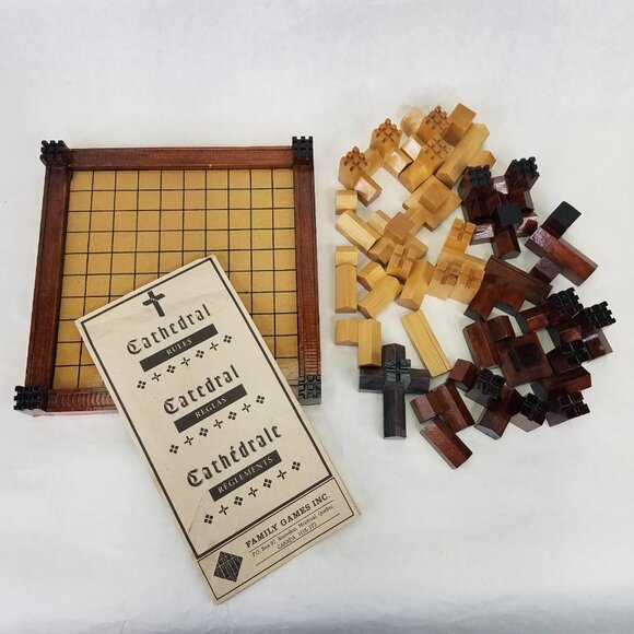 Cathedral Medieval City Game Wooden 3rd Edition 1985 Strategy Vintage Complete - Picture 3 of 9